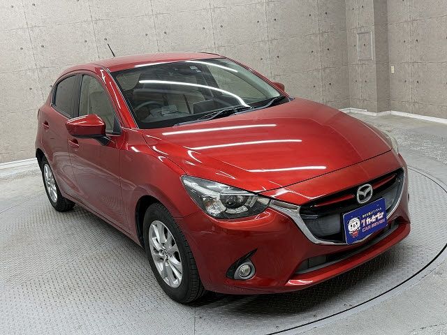 MAZDA DEMIO 2015 Image 31