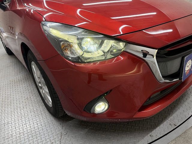 MAZDA DEMIO 2015 Image 31