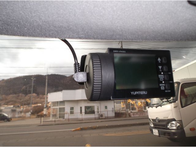 NISSAN CIMA 1990 Image 31