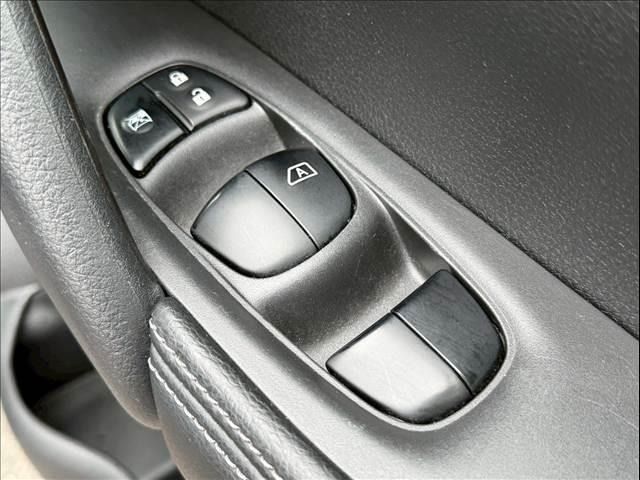 NISSAN X-TRAIL 2WD 2016 Image 31