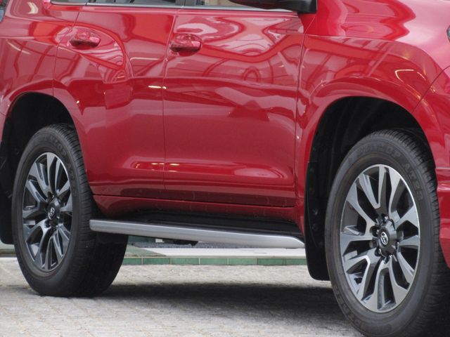 TOYOTA LANDCRUISER PRADO 2023 Image 31