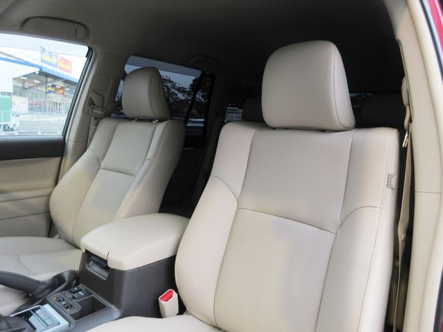 TOYOTA LANDCRUISER PRADO 2023 Image 31