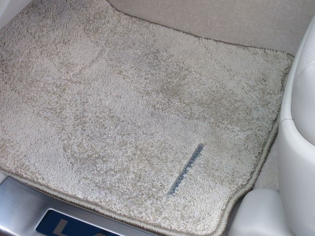 TOYOTA LANDCRUISER PRADO 2023 Image 31