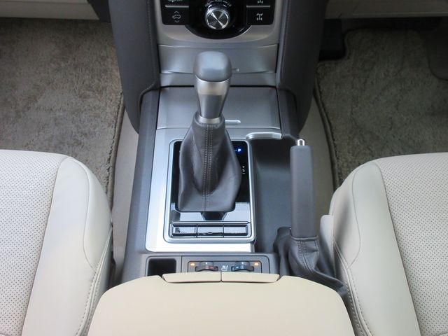 TOYOTA LANDCRUISER PRADO 2023 Image 31