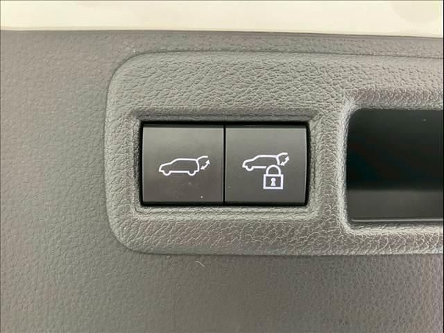 TOYOTA HARRIER 2WD 2022 Image 31