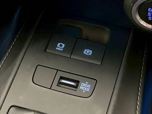 TOYOTA HARRIER 2WD 2022 Image 31