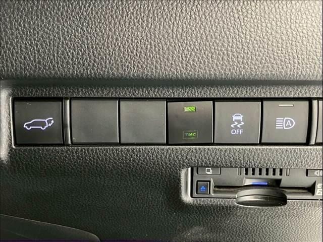 TOYOTA HARRIER 2WD 2022 Image 31