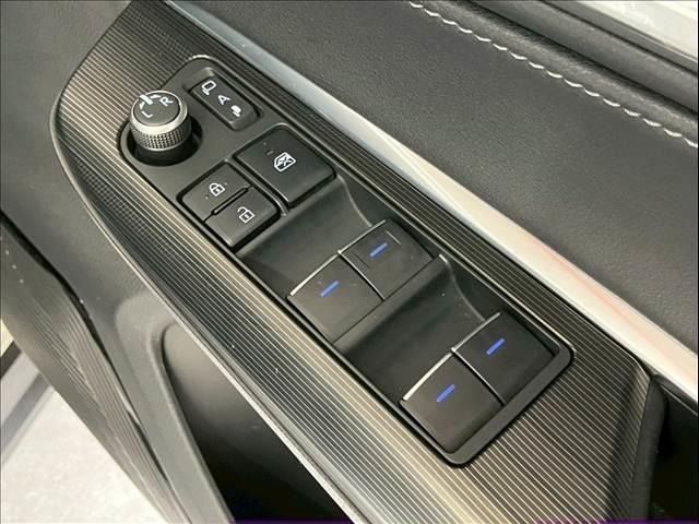 TOYOTA HARRIER 2WD 2022 Image 31