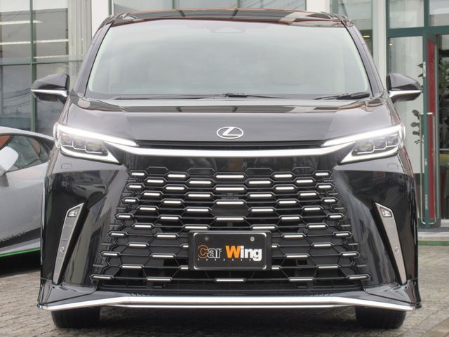 TOYOTA LEXUS LM500H 2024 Image 31