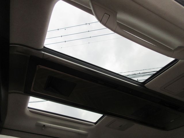 TOYOTA LEXUS LM500H 2024 Image 31