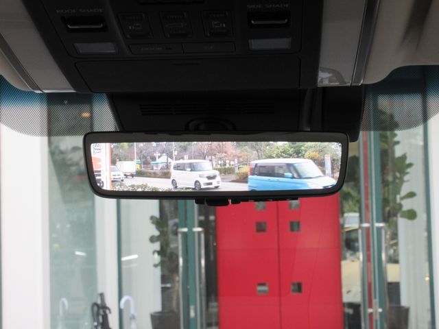 TOYOTA LEXUS LM500H 2024 Image 31