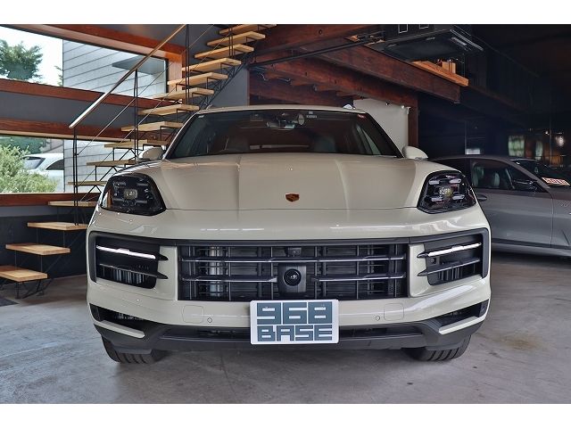 PORSCHE CAYENNE COUP 2023 Image 31