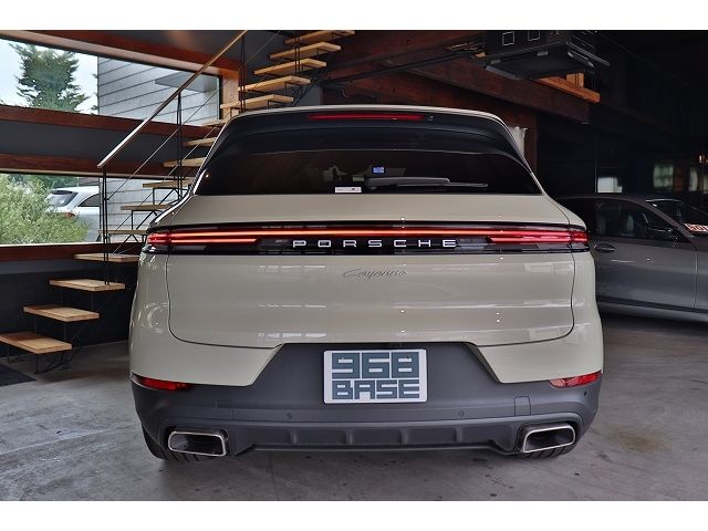 PORSCHE CAYENNE COUP 2023 Image 31