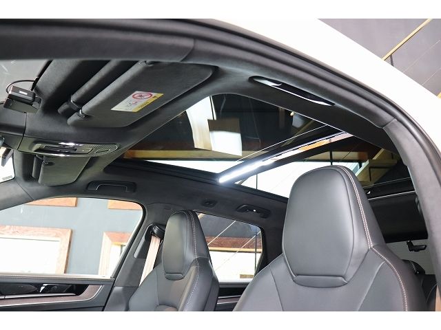 PORSCHE CAYENNE COUP 2023 Image 31