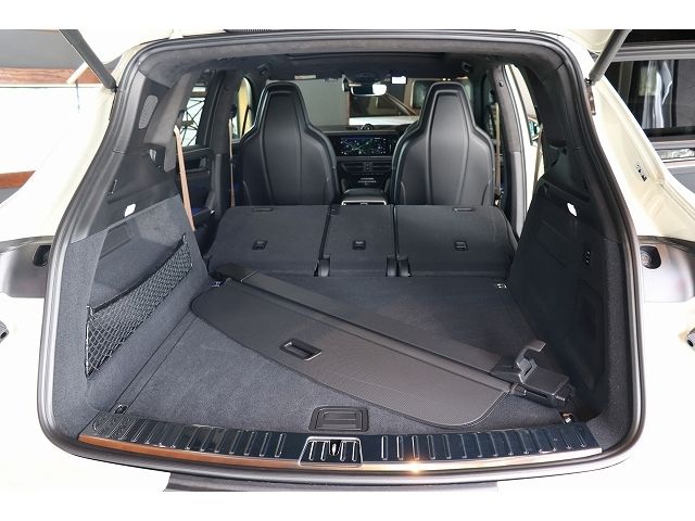 PORSCHE CAYENNE COUP 2023 Image 31