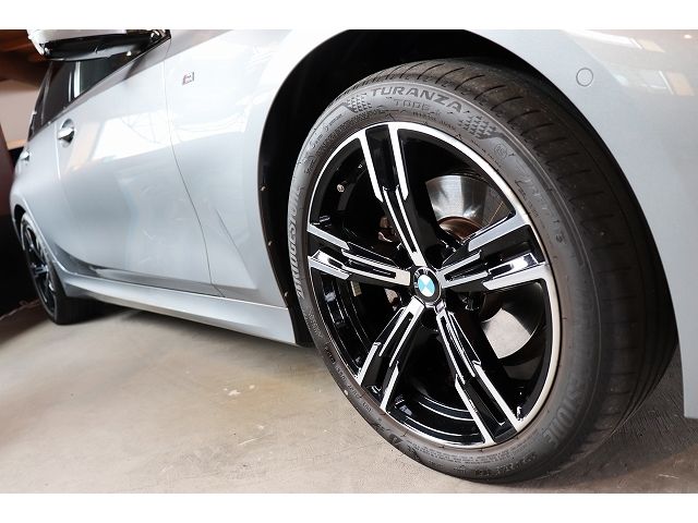 BMW 3SERIES SEDAN 2023 Image 31