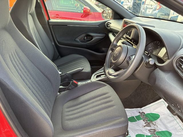 TOYOTA YARIS 2024 Image 31