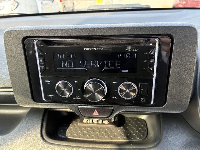 TOYOTA YARIS 2024 Image 31