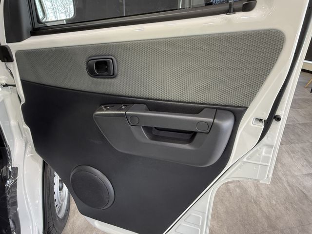 TOYOTA TOWNACE VAN 4WD 2025 Image 31