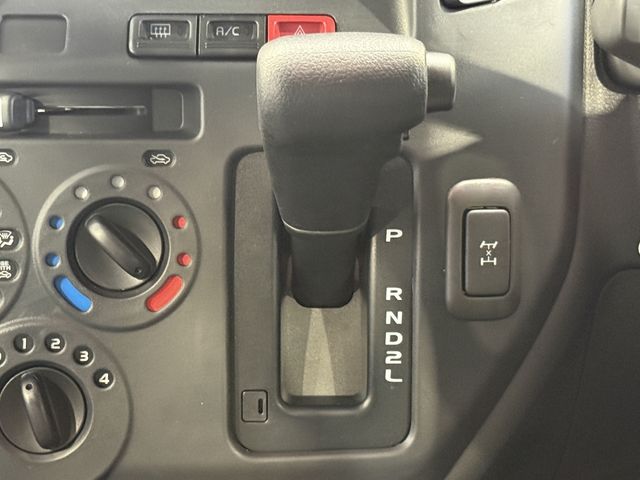 TOYOTA TOWNACE VAN 4WD 2025 Image 31