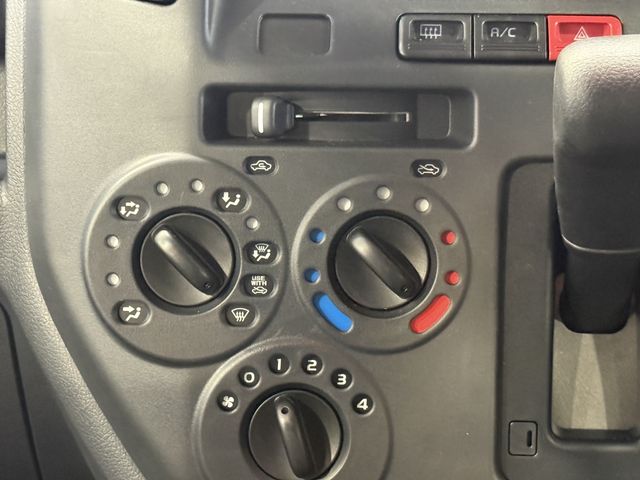 TOYOTA TOWNACE VAN 4WD 2025 Image 31