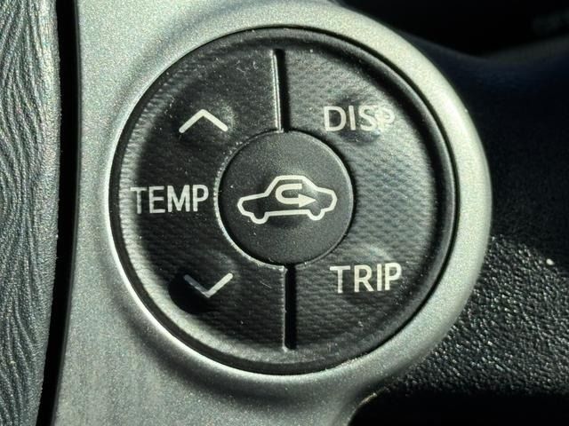 TOYOTA PRIUS 2014 Image 31