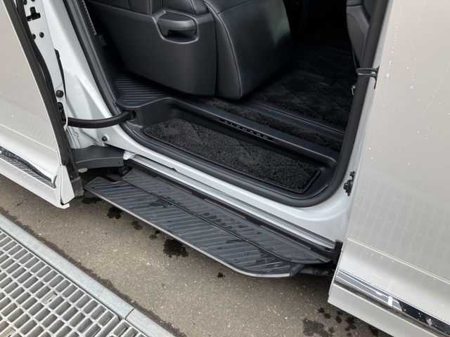 TOYOTA ALPHARD HYBRID 4WD 2024 Image 31