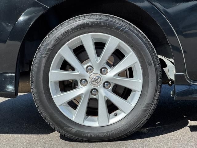 TOYOTA ISIS 2013 Image 31