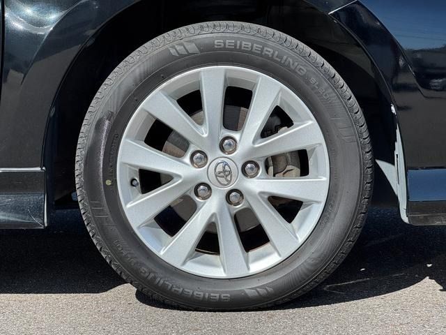 TOYOTA ISIS 2013 Image 31