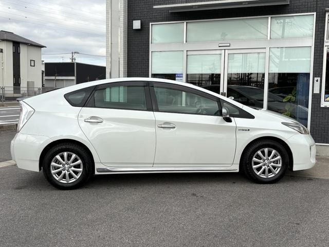 TOYOTA PRIUS 2013 Image 31