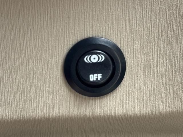 TOYOTA PRIUS 2013 Image 31