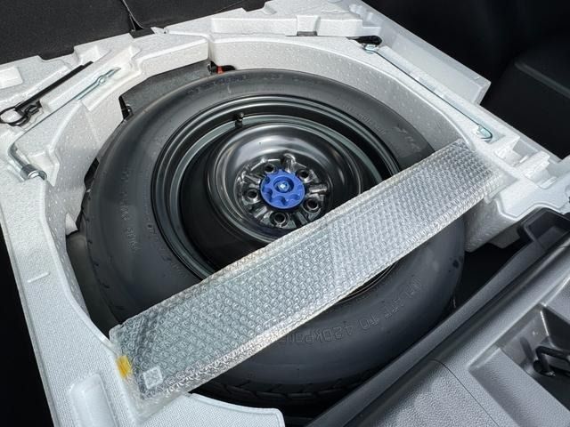 TOYOTA PRIUS 2024 Image 31