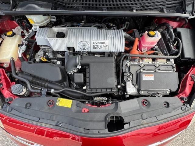 TOYOTA PRIUS 2012 Image 31