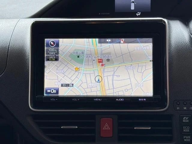 TOYOTA VOXY 2015 Image 31