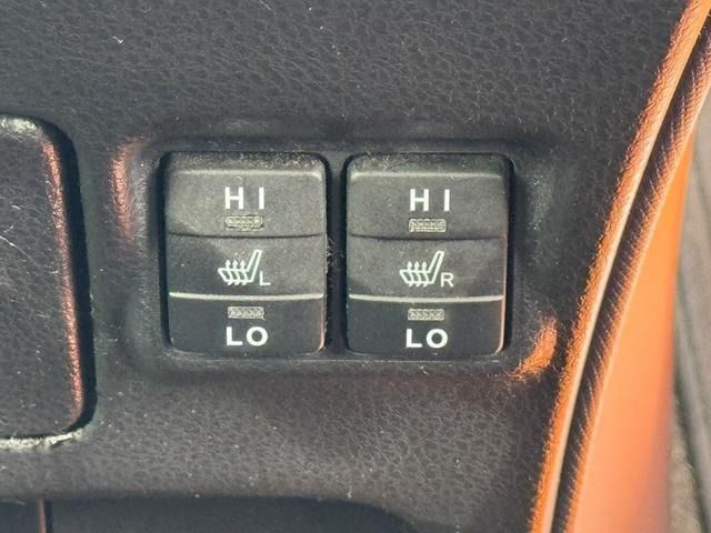 TOYOTA VOXY 2015 Image 31