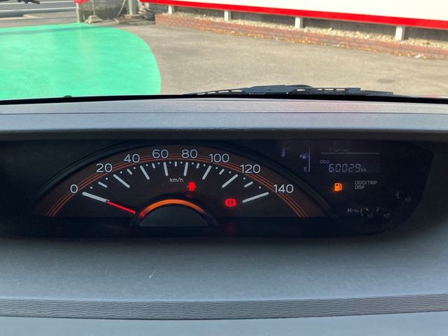 DAIHATSU TANTO 2018 Image 31