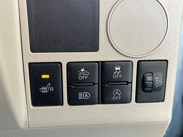 DAIHATSU TANTO 2018 Image 31