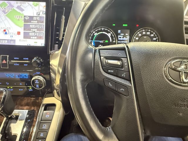 TOYOTA ALPHARD HYBRID 4WD 2021 Image 31