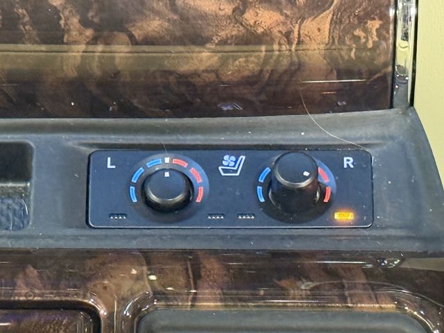 TOYOTA ALPHARD HYBRID 4WD 2021 Image 31