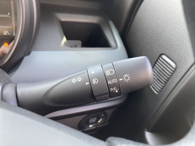 SUZUKI SPACIA BASE 4WD 2025 Image 31