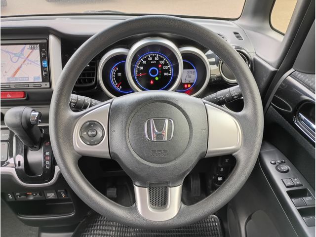 HONDA N BOX CUSTOM 4WD 2016 Image 31