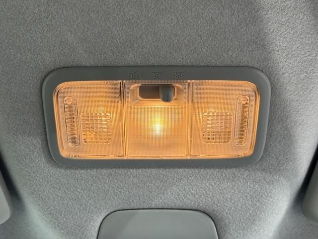 DAIHATSU MOVE CUSTOM 2013 Image 31