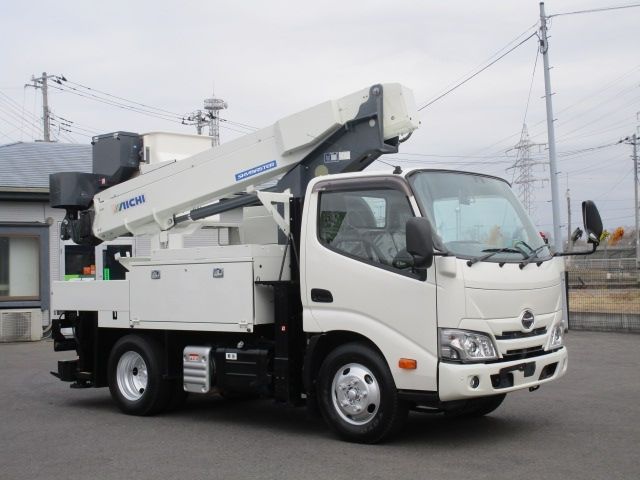 HINO DUTRO 2020 Image 31