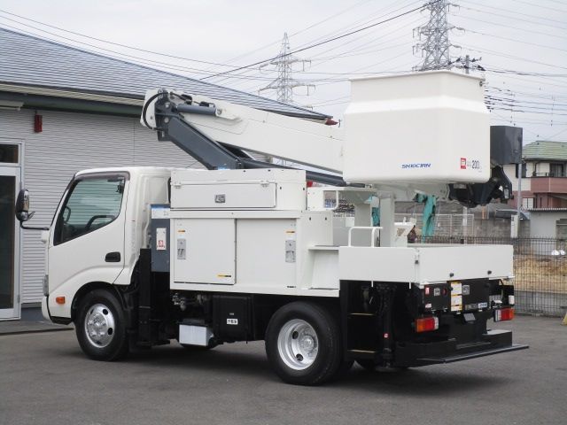 HINO DUTRO 2020 Image 31