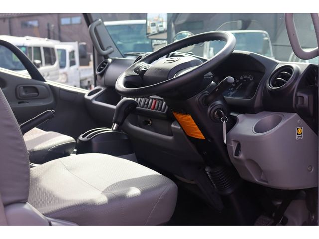 HINO DUTRO 2024 Image 31