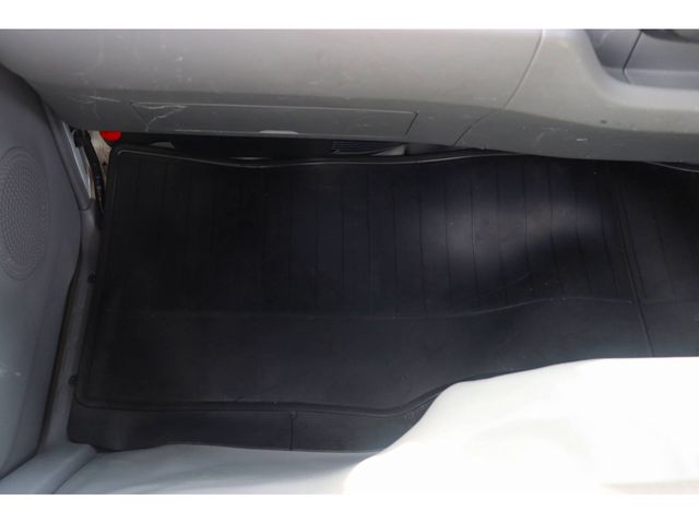 HINO DUTRO 2024 Image 31