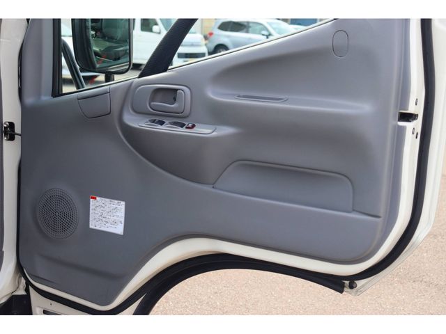 HINO DUTRO 2024 Image 31