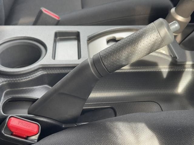 TOYOTA FJ CRUISER 4WD 2013 Image 31