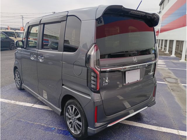 HONDA N BOX CUSTOM 2021 Image 31