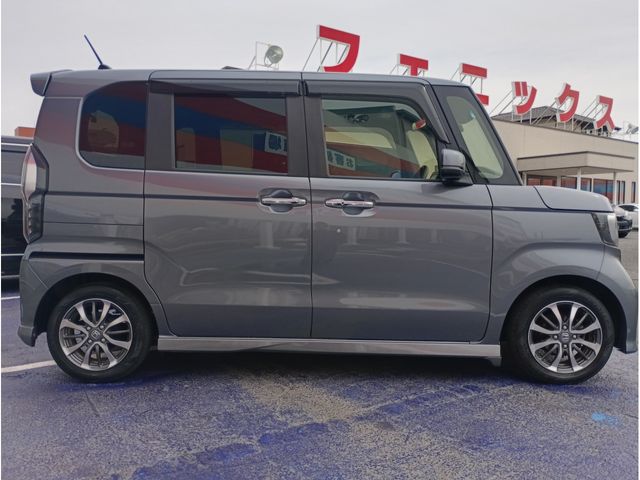 HONDA N BOX CUSTOM 2021 Image 31